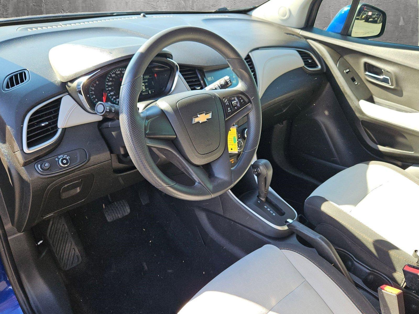 2017 Chevrolet Trax Vehicle Photo in MESA, AZ 85206-4395