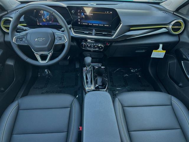 2025 Chevrolet Trax Vehicle Photo in RIVERSIDE, CA 92504-4106