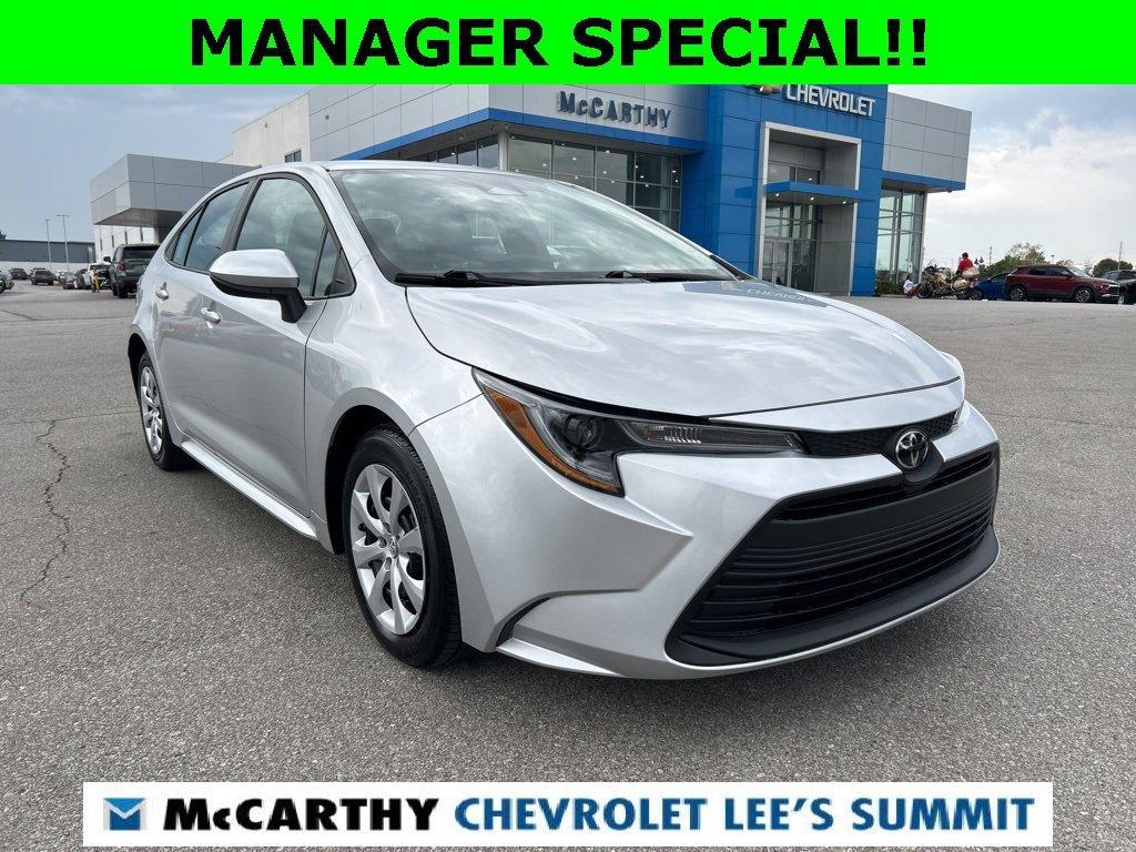 Used 2023 Toyota Corolla LE with VIN 5YFB4MDE9PP012710 for sale in Kansas City