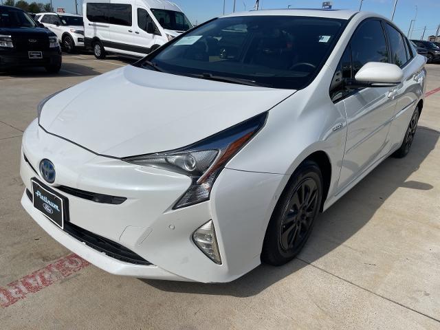 2017 Toyota Prius Vehicle Photo in Terrell, TX 75160