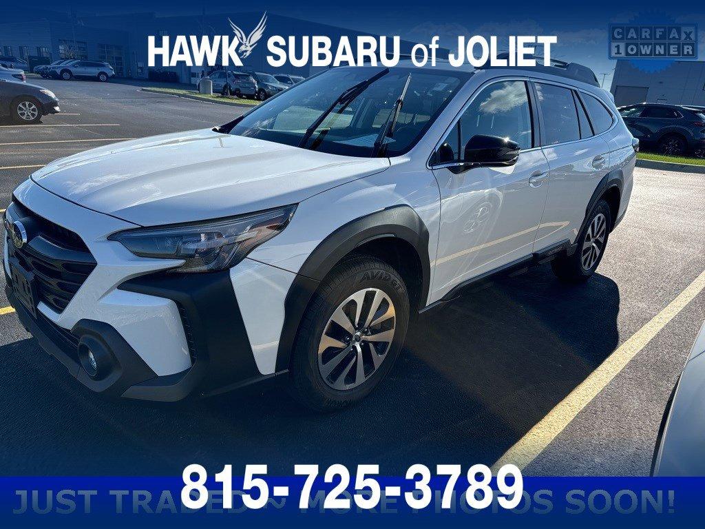 2023 Subaru Outback Vehicle Photo in Saint Charles, IL 60174