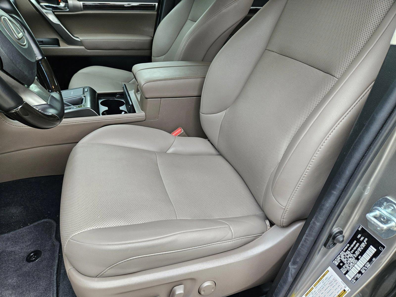 2022 Lexus GX 460 Vehicle Photo in Pembroke Pines , FL 33027