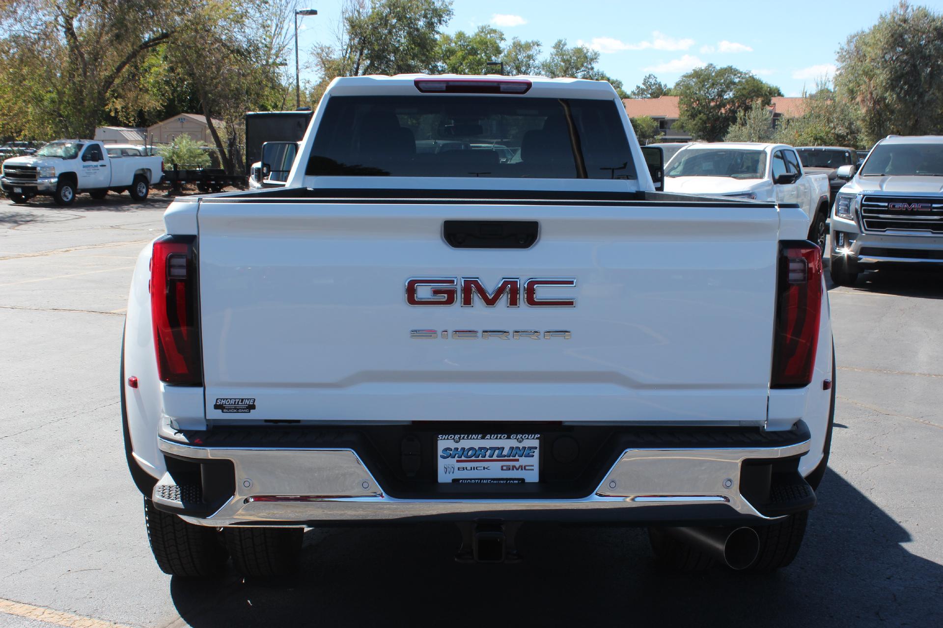 2025 GMC Sierra 3500 HD Vehicle Photo in AURORA, CO 80012-4011