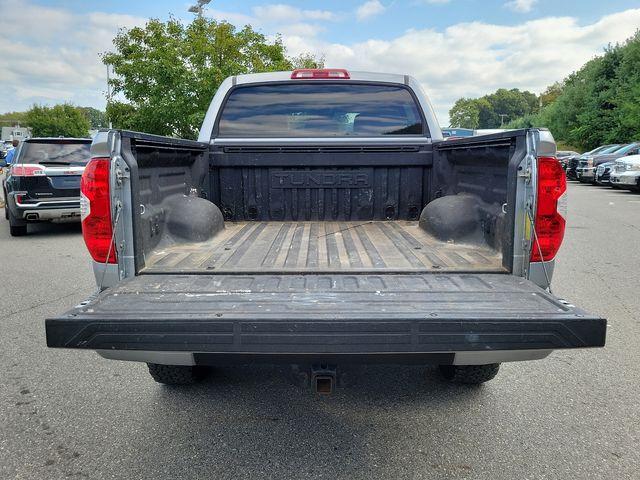 2019 Toyota Tundra 4WD Vehicle Photo in DANBURY, CT 06810-5034