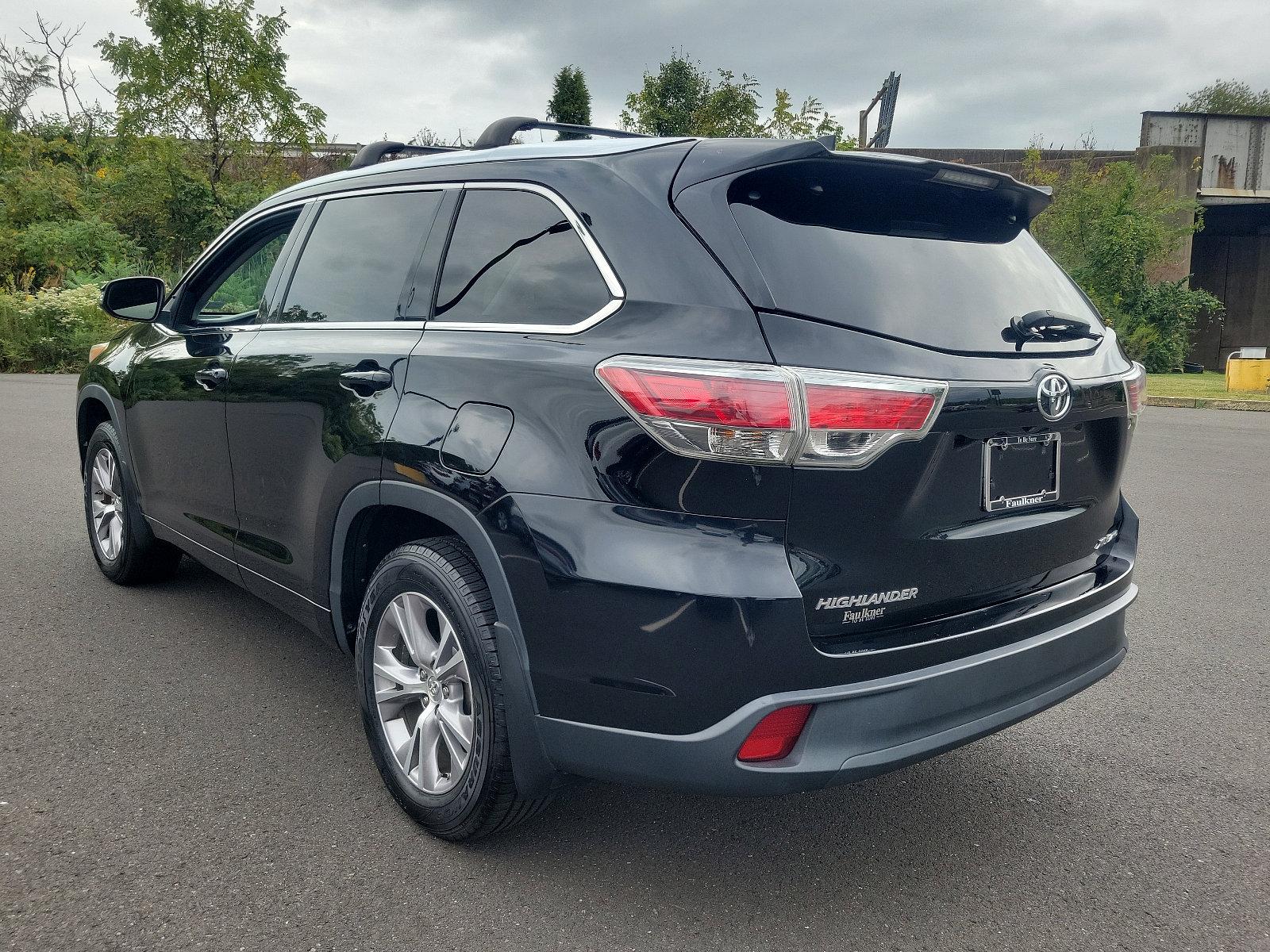 2015 Toyota Highlander Vehicle Photo in Trevose, PA 19053