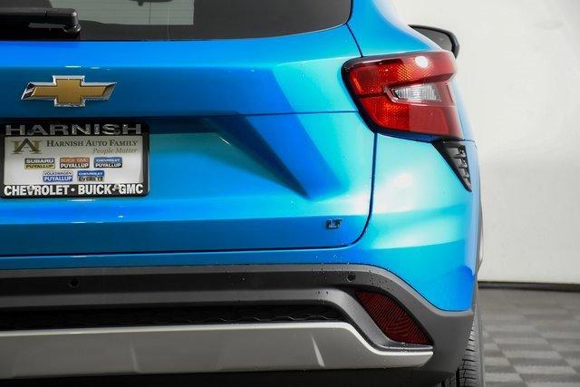 2025 Chevrolet Trax Vehicle Photo in PUYALLUP, WA 98371-4149