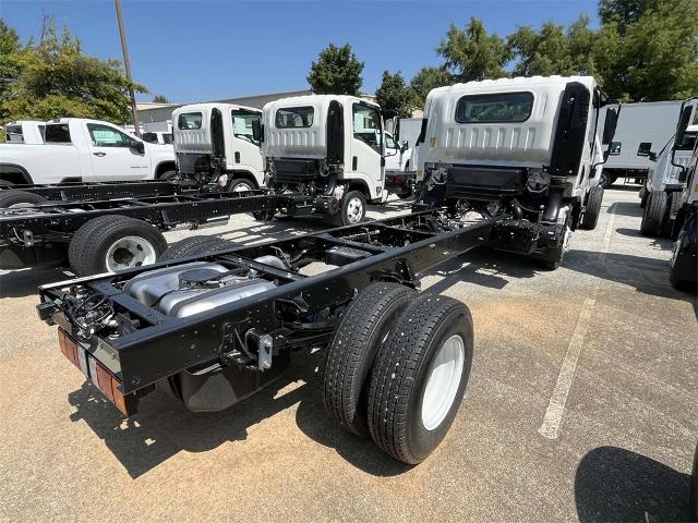 2025 Chevrolet Low Cab Forward 3500 Vehicle Photo in ALCOA, TN 37701-3235