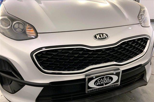 2021 Kia Sportage Vehicle Photo in KANSAS CITY, MO 64114-4502