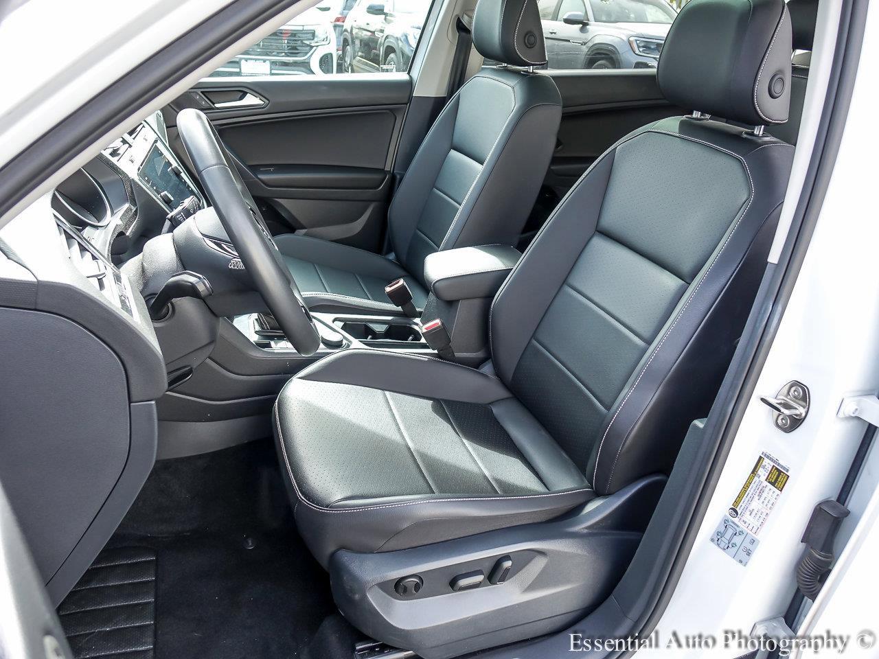 2021 Volkswagen Tiguan Vehicle Photo in Plainfield, IL 60586