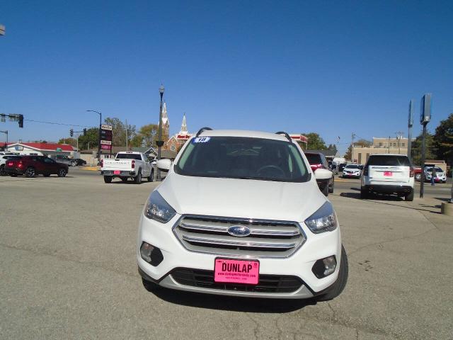 Used 2018 Ford Escape SE with VIN 1FMCU9GD1JUA84642 for sale in Independence, IA