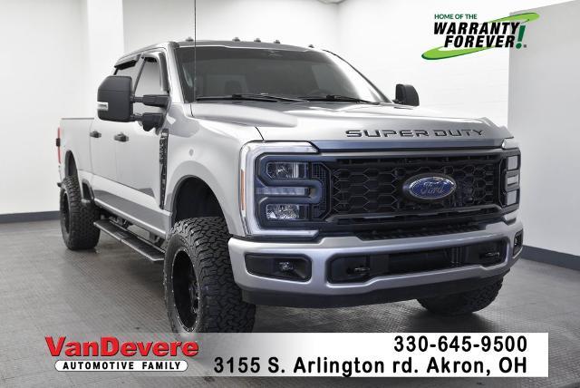 2023 Ford Super Duty F-250 SRW Vehicle Photo in Akron, OH 44312