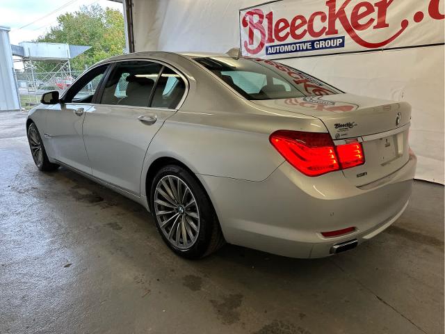 2011 BMW 7 Series Vehicle Photo in RED SPRINGS, NC 28377-1640