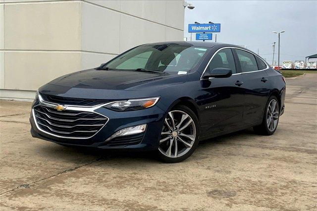 2022 Chevrolet Malibu Vehicle Photo in TOPEKA, KS 66609-0000