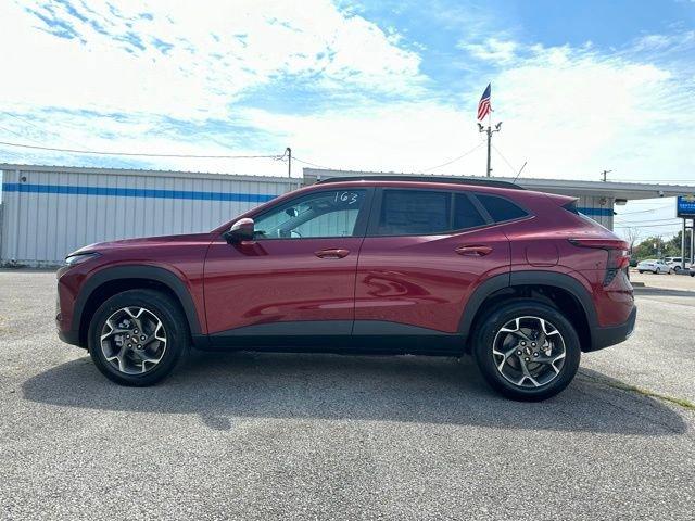 2025 Chevrolet Trax Vehicle Photo in TUPELO, MS 38801-6508