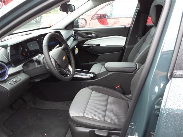 2025 Chevrolet Trax Vehicle Photo in INDIANA, PA 15701-1897