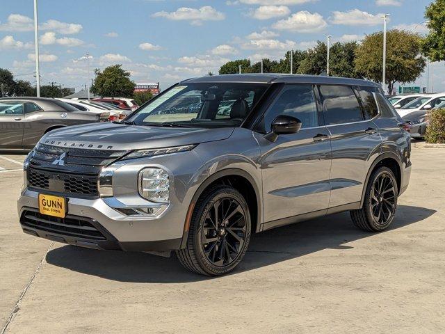 2022 Mitsubishi Outlander Vehicle Photo in San Antonio, TX 78209