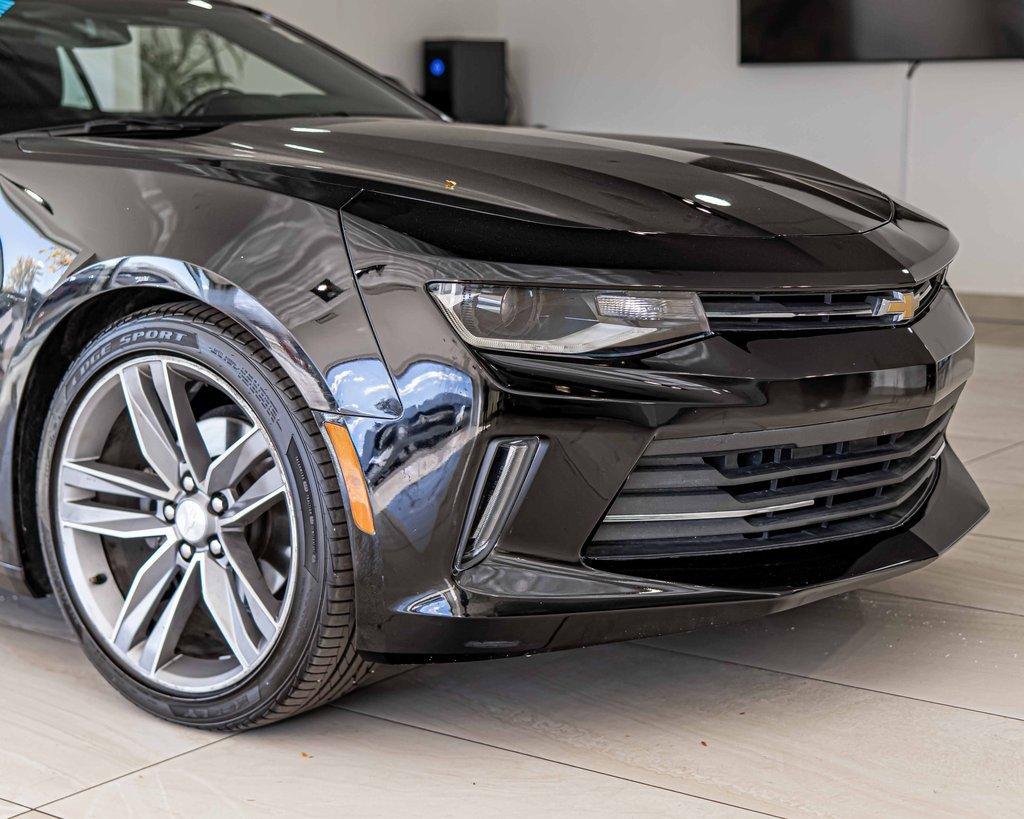 2018 Chevrolet Camaro Vehicle Photo in Saint Charles, IL 60174