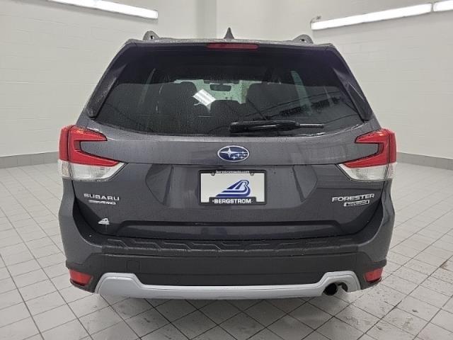 2021 Subaru Forester Vehicle Photo in Oshkosh, WI 54904