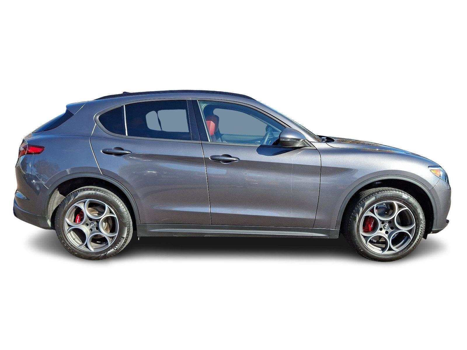 2023 Alfa Romeo Stelvio Vehicle Photo in Willow Grove, PA 19090