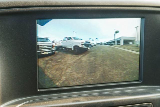 2023 Chevrolet Silverado Chassis Cab Vehicle Photo in VENTURA, CA 93003-8585