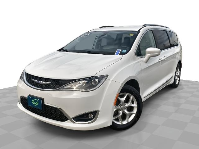 2020 Chrysler Pacifica Vehicle Photo in WILLIAMSVILLE, NY 14221-2883