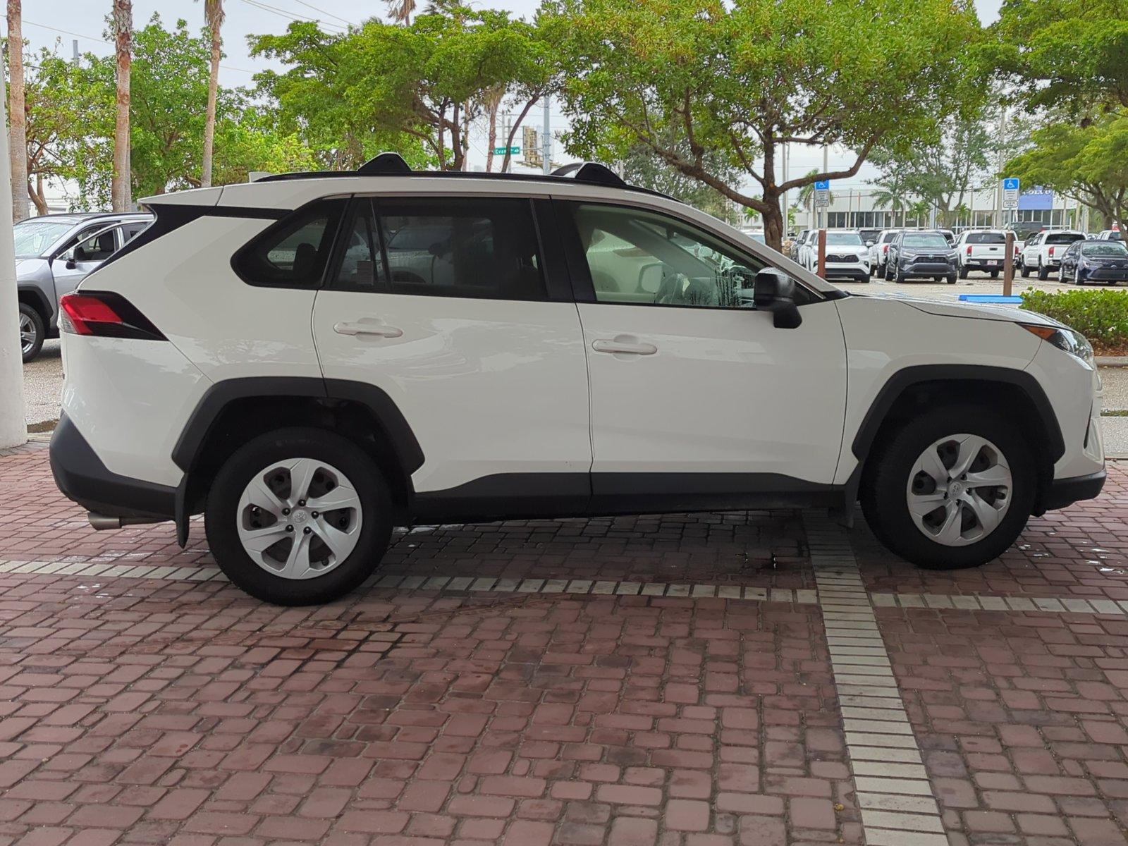 2020 Toyota RAV4 Vehicle Photo in Ft. Myers, FL 33907