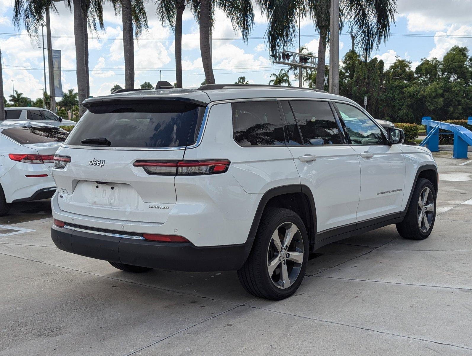 2021 Jeep Grand Cherokee L Vehicle Photo in Panama City, FL 32401