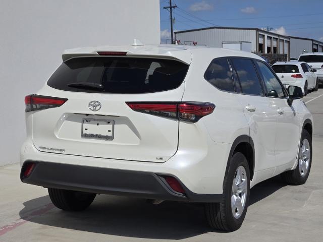 2021 Toyota Highlander Vehicle Photo in Weatherford, TX 76087