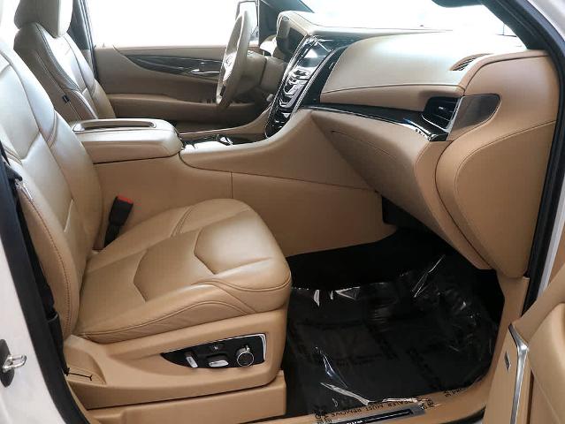 2018 Cadillac Escalade Vehicle Photo in LIBERTYVILLE, IL 60048-3287