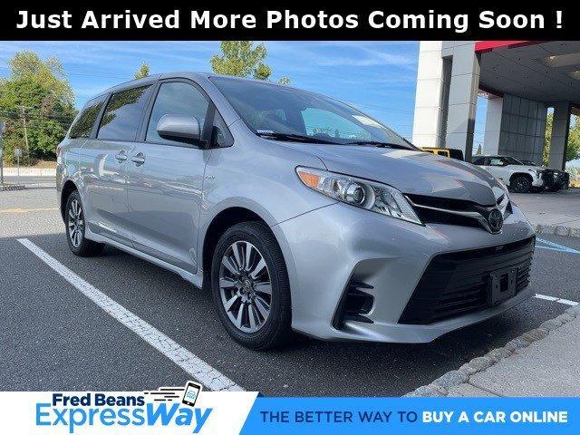 2020 Toyota Sienna Vehicle Photo in Flemington, NJ 08822