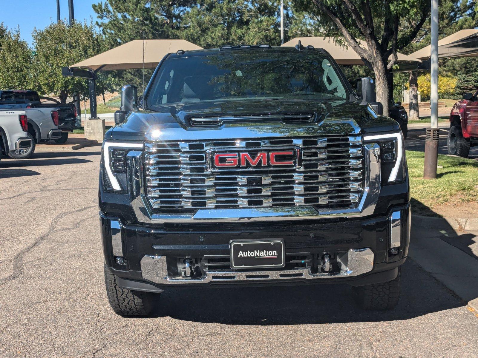 2024 GMC Sierra 2500 HD Vehicle Photo in LONE TREE, CO 80124-2750