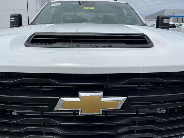 2024 Chevrolet Silverado 3500 HD Vehicle Photo in ALCOA, TN 37701-3235