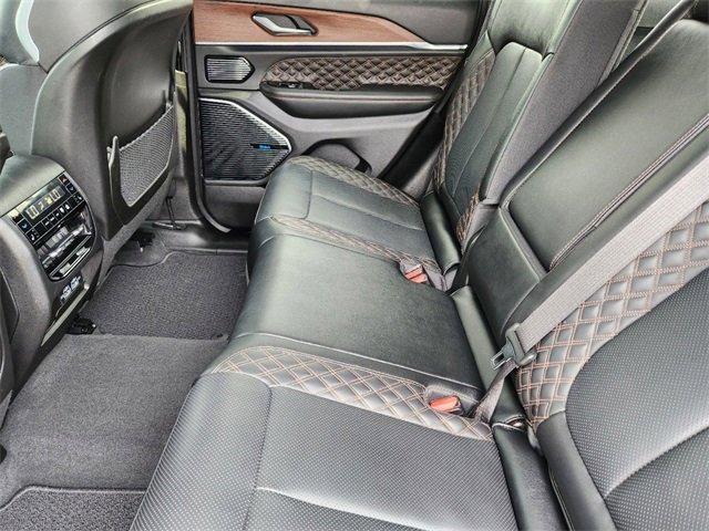 2022 Jeep Grand Cherokee Vehicle Photo in AURORA, CO 80011-6998