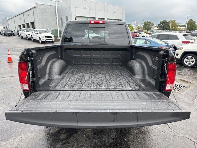 2017 Ram 1500 Vehicle Photo in MEDINA, OH 44256-9631