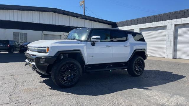 2025 GMC HUMMER EV SUV Vehicle Photo in TURLOCK, CA 95380-4918