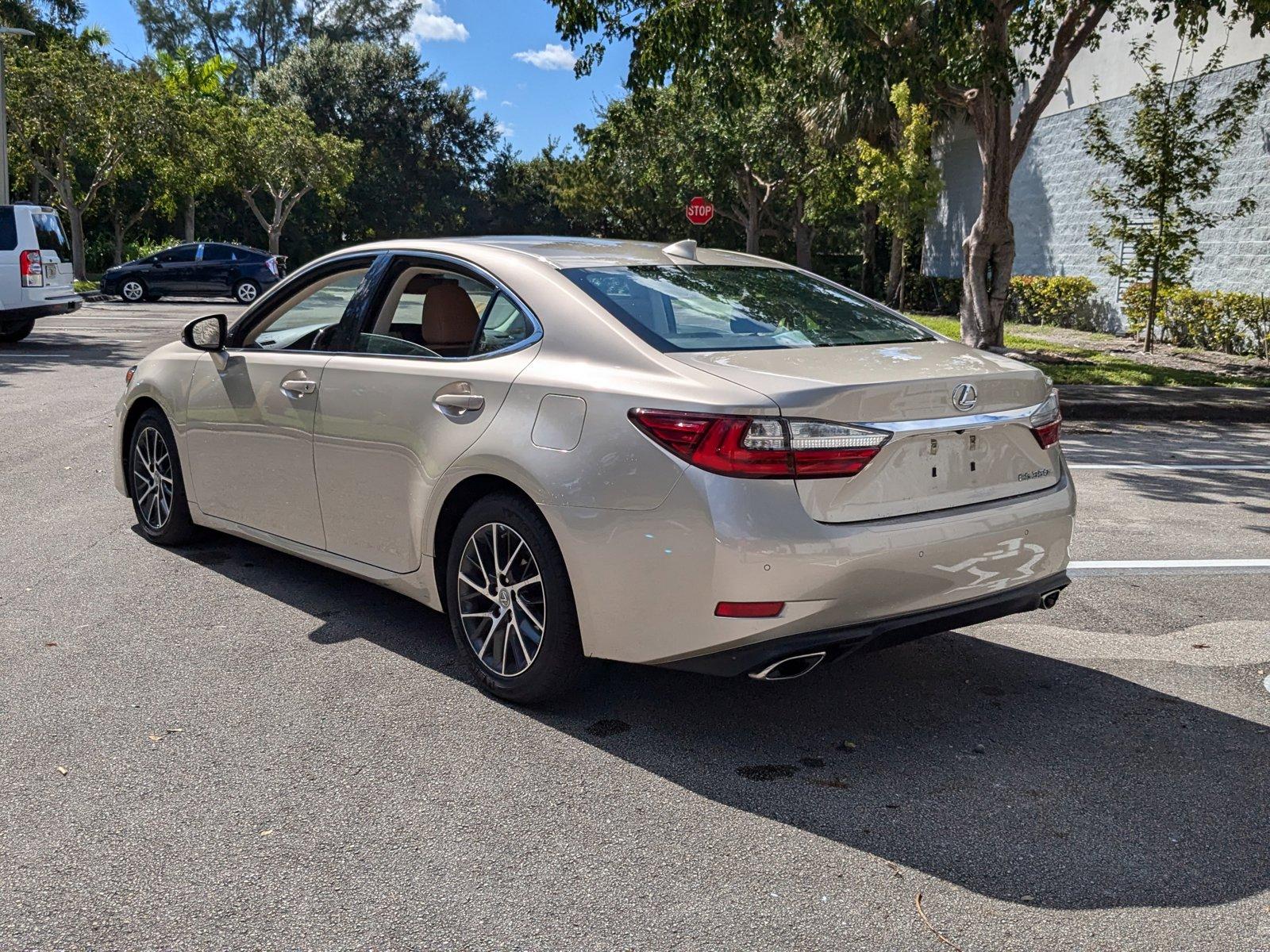 2016 Lexus ES 350 Vehicle Photo in West Palm Beach, FL 33417