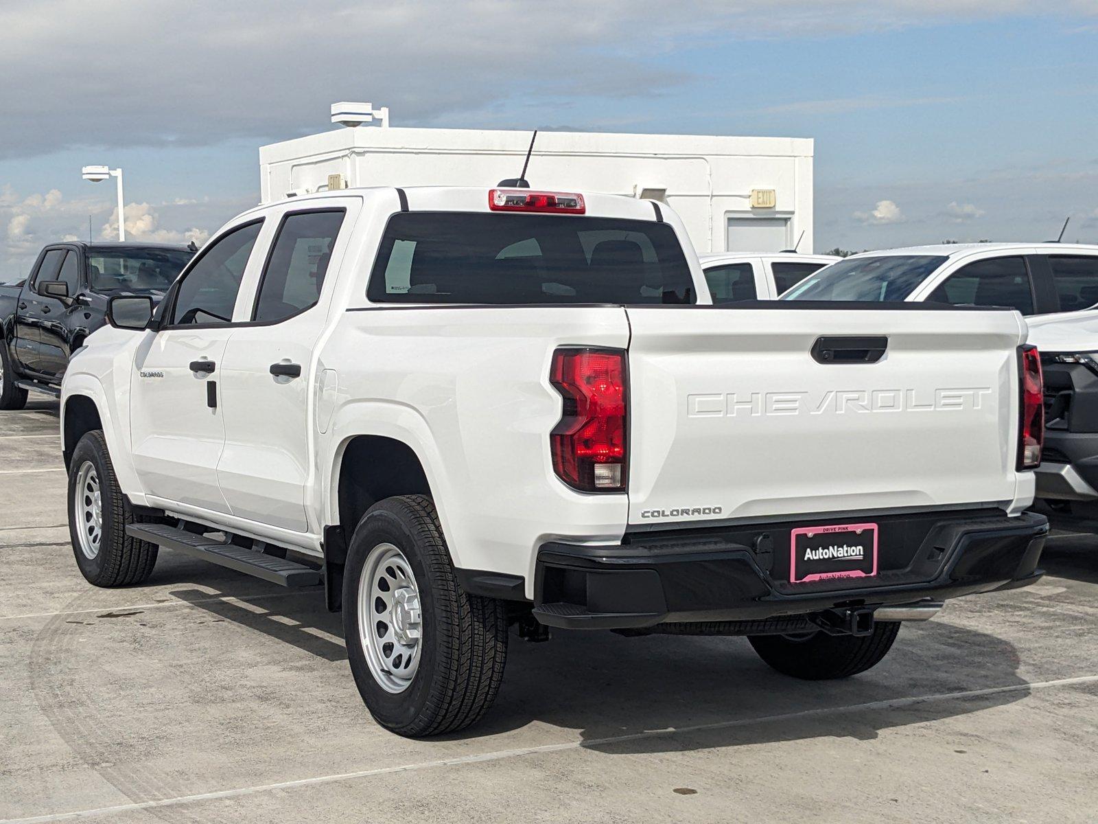 2024 Chevrolet Colorado Vehicle Photo in MIAMI, FL 33172-3015