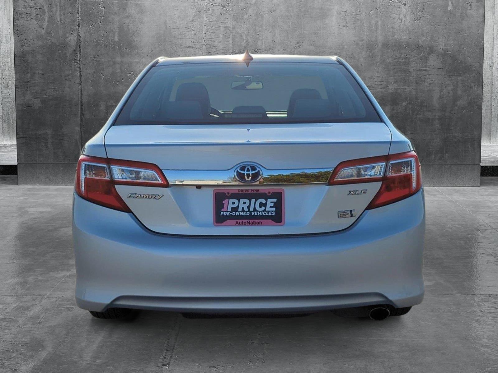 2014 Toyota Camry Hybrid Vehicle Photo in Margate, FL 33063