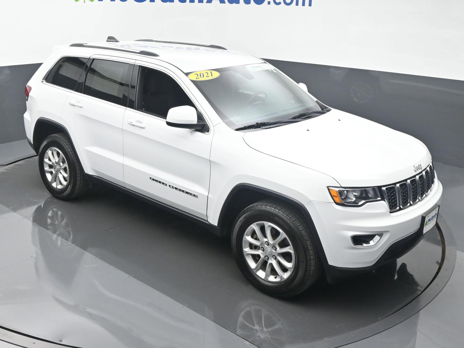 2021 Jeep Grand Cherokee Vehicle Photo in Marion, IA 52302