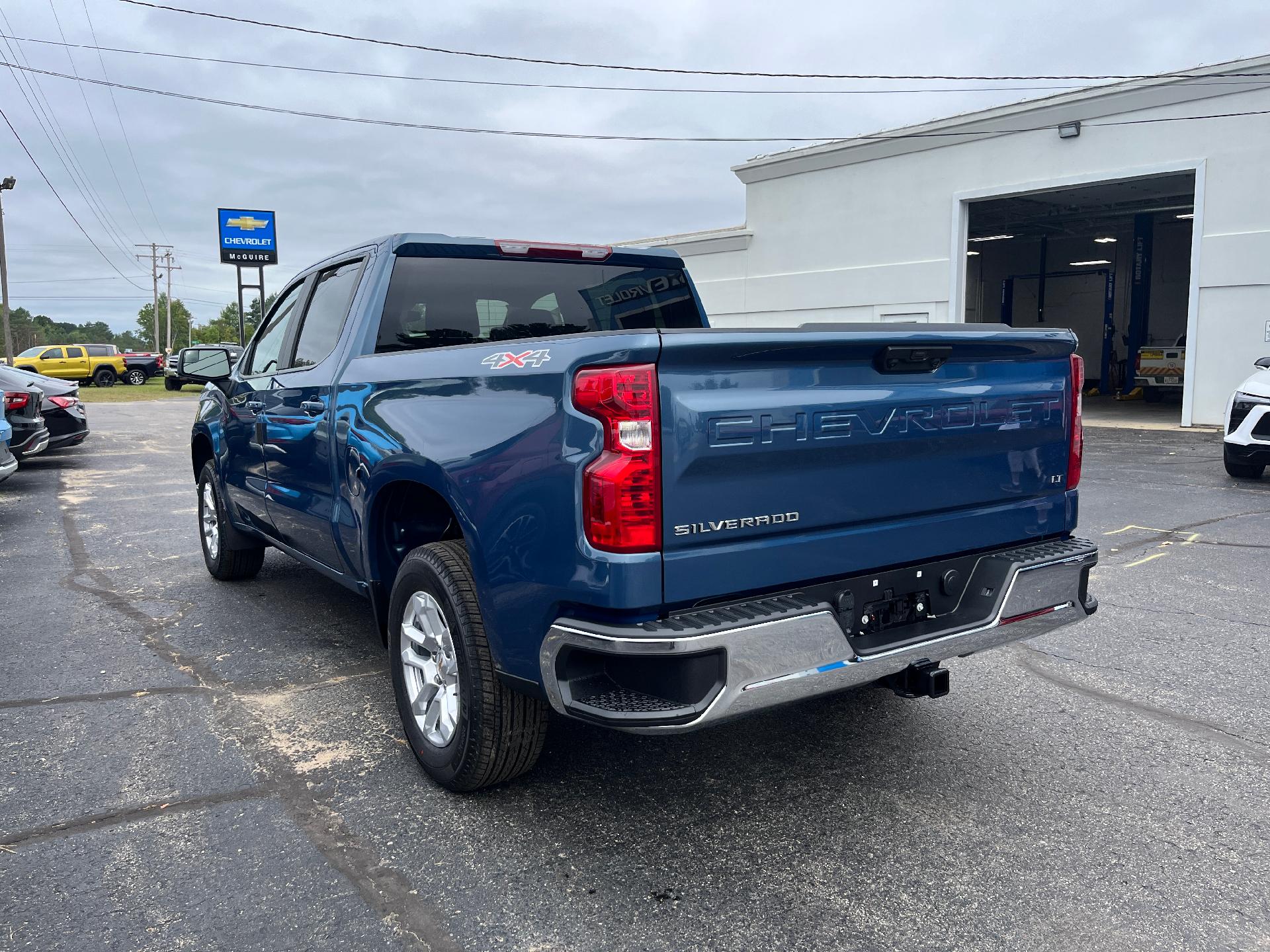 2024 Chevrolet Silverado 1500 Vehicle Photo in CLARE, MI 48617-9414