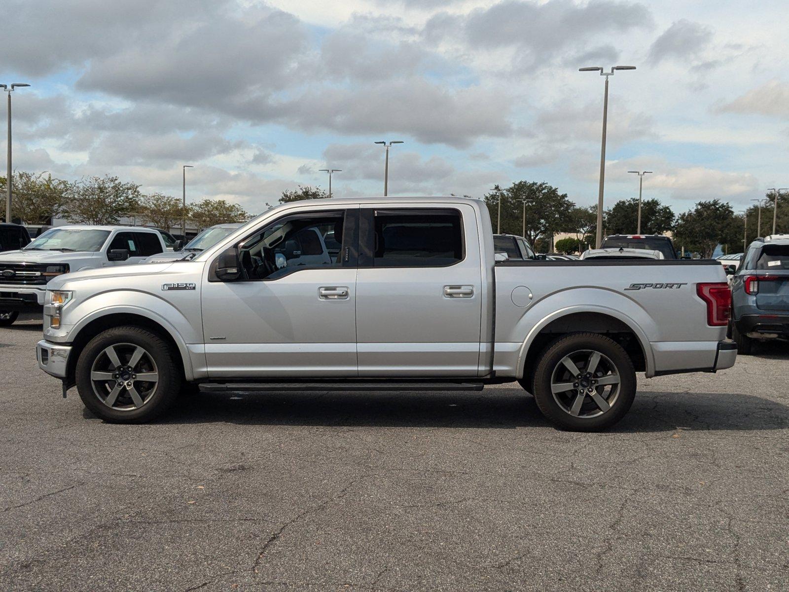 2017 Ford F-150 Vehicle Photo in St. Petersburg, FL 33713