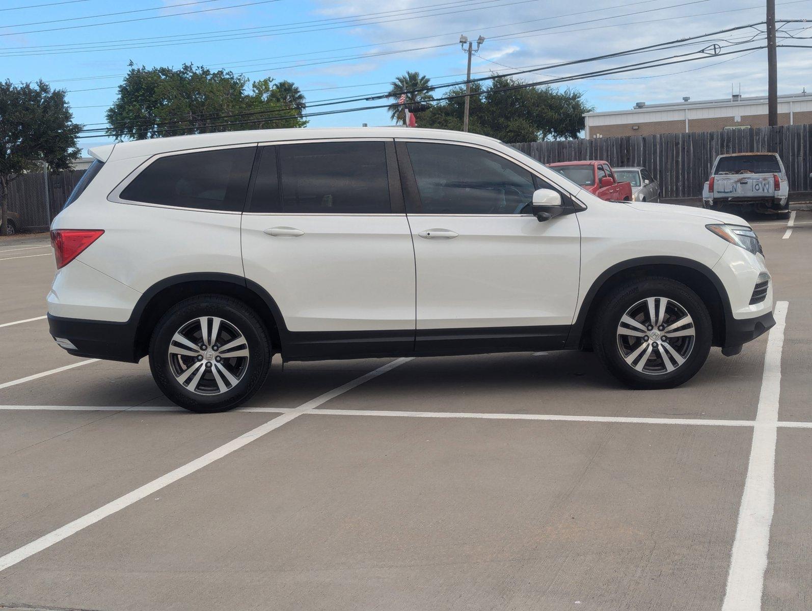 2018 Honda Pilot Vehicle Photo in CORPUS CHRISTI, TX 78412-4902