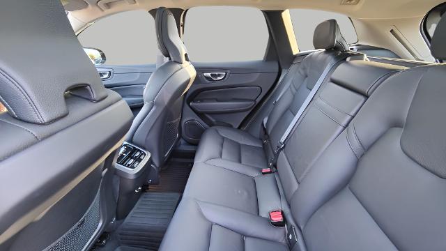 2020 Volvo XC60 Vehicle Photo in Appleton, WI 54914