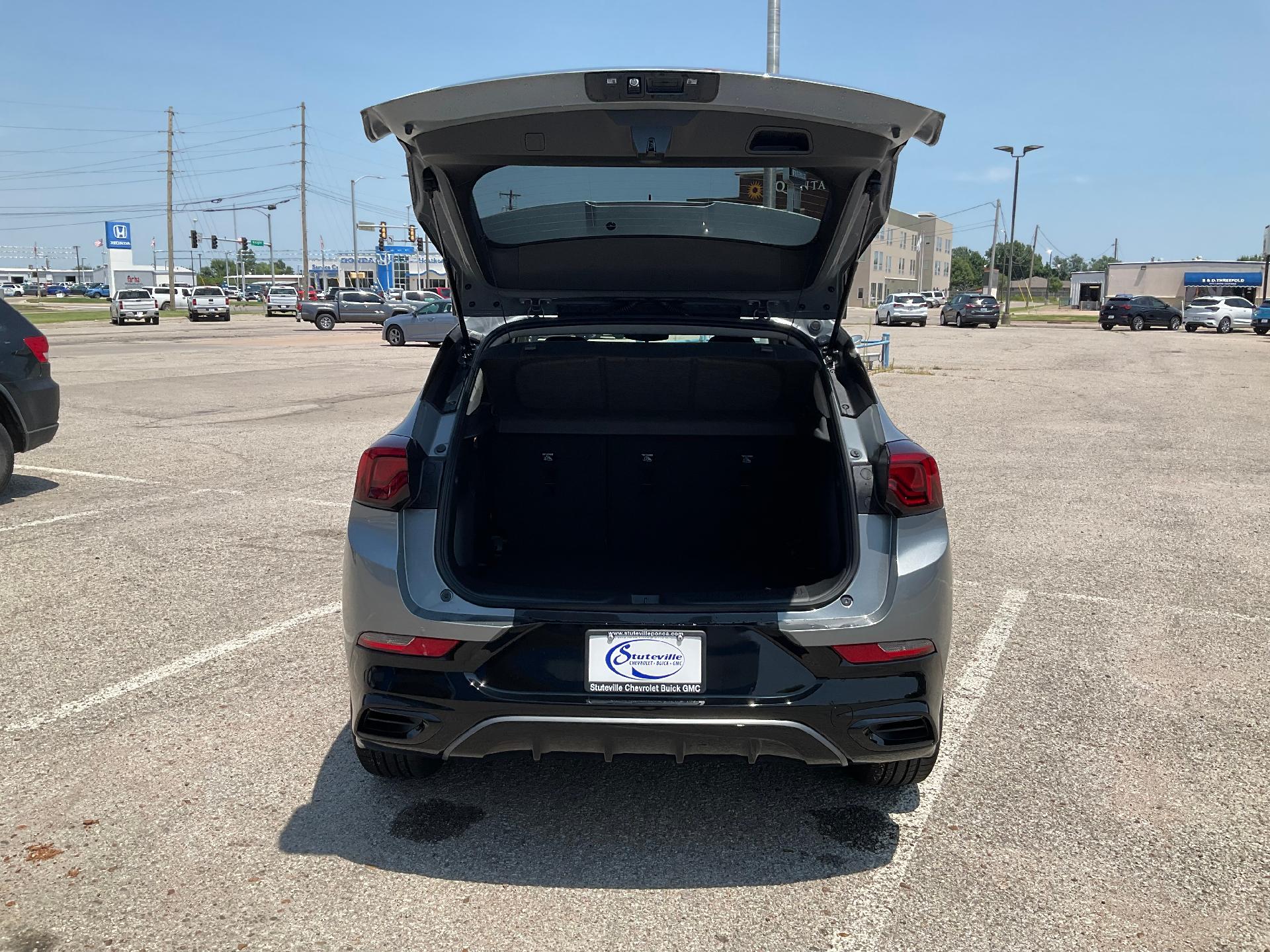 2025 Buick Encore GX Vehicle Photo in PONCA CITY, OK 74601-1036