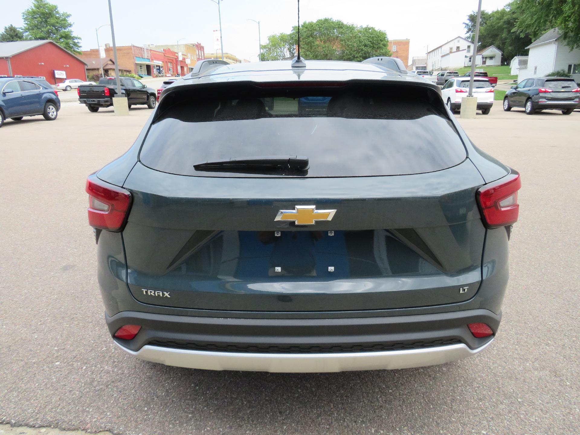 2025 Chevrolet Trax Vehicle Photo in MAPLETON, IA 51034-1072