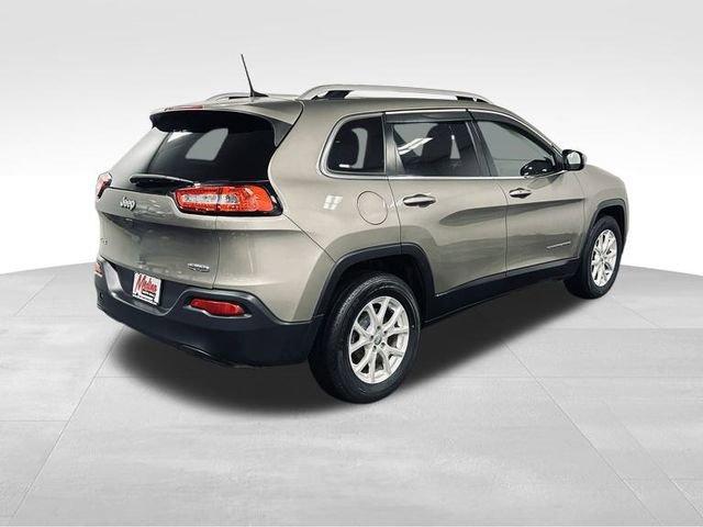 2016 Jeep Cherokee Vehicle Photo in MEDINA, OH 44256-9631