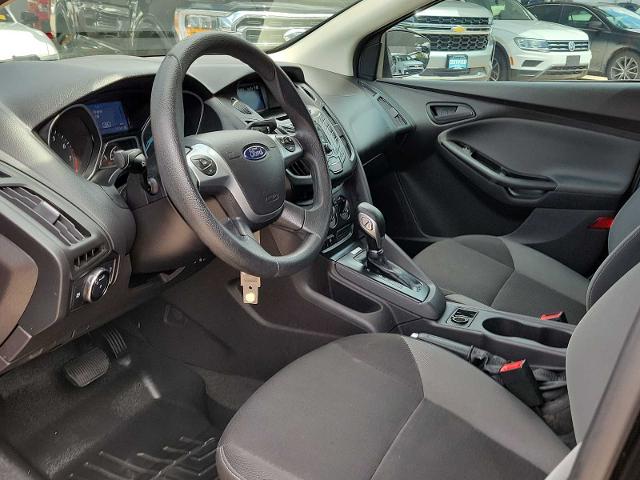 Select 2014 Ford Focus