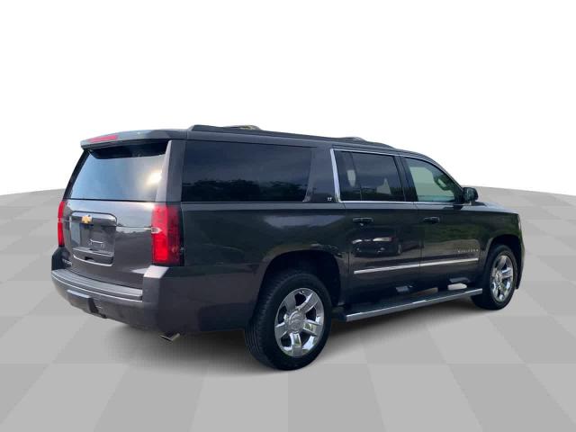 2017 Chevrolet Suburban Vehicle Photo in MOON TOWNSHIP, PA 15108-2571