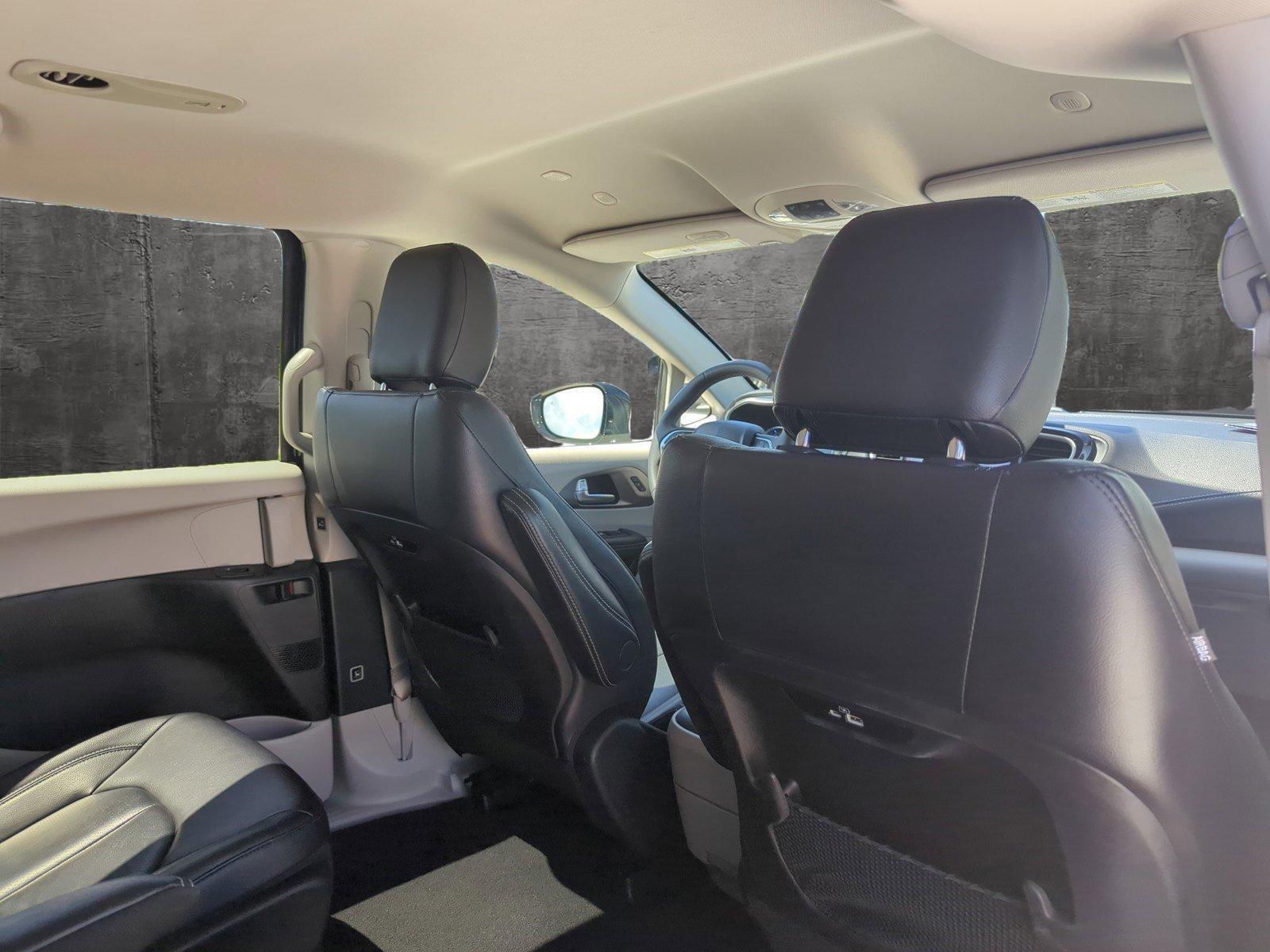 2022 Chrysler Pacifica Vehicle Photo in Pembroke Pines, FL 33027