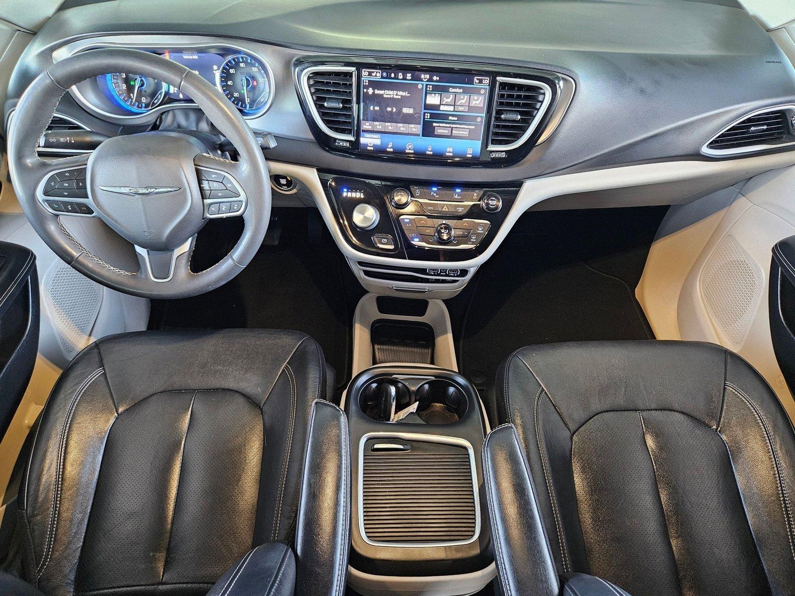 2022 Chrysler Pacifica Vehicle Photo in Henderson, NV 89014